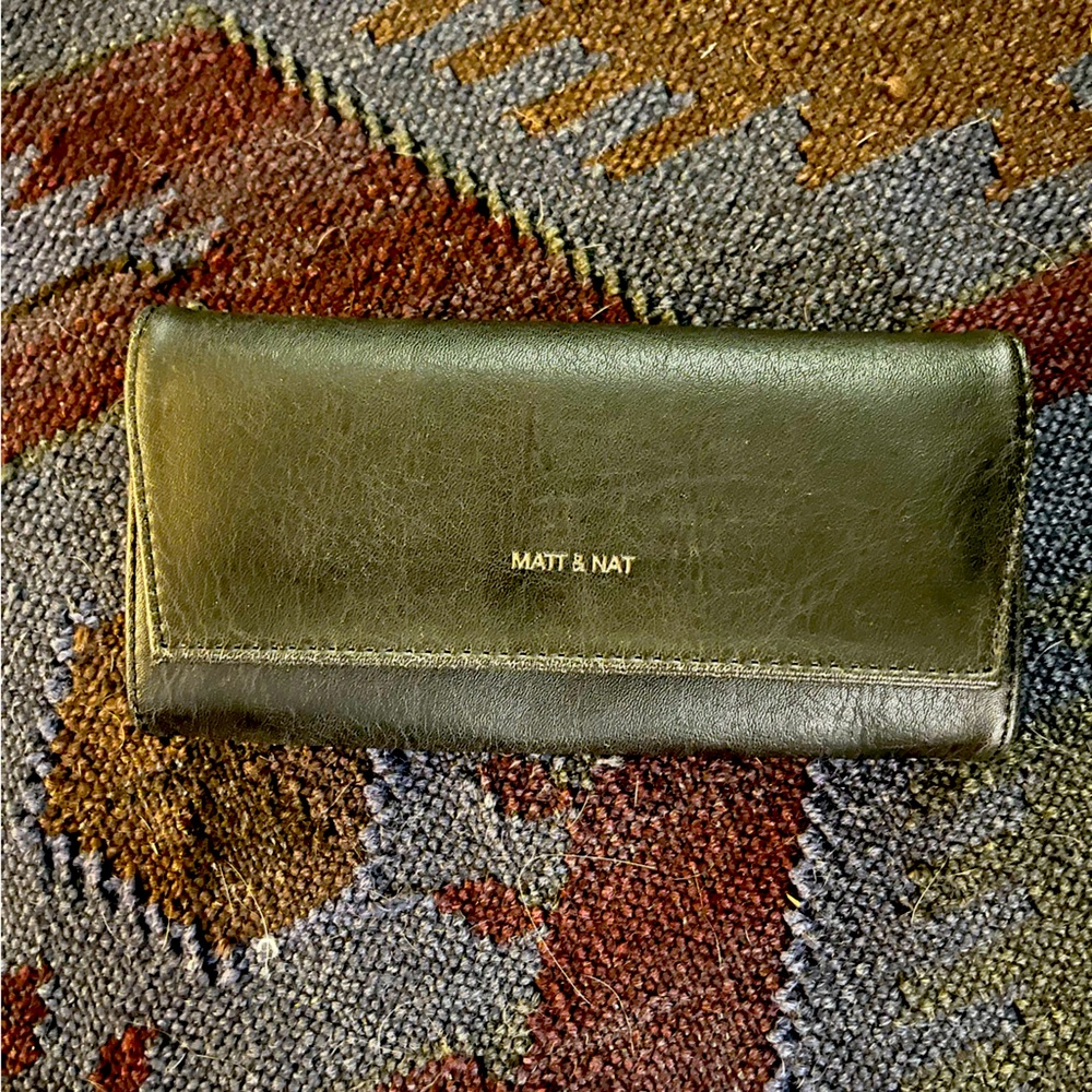 Matt & Nat vegan wallet in black